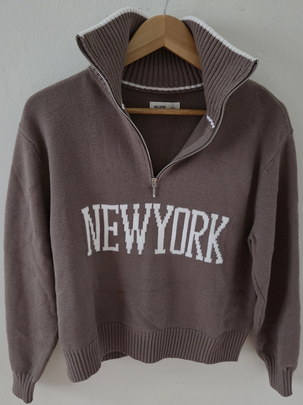 Hollister Taupe Half-Zip Sweater with White NEWYORK Lettering Women's Size S